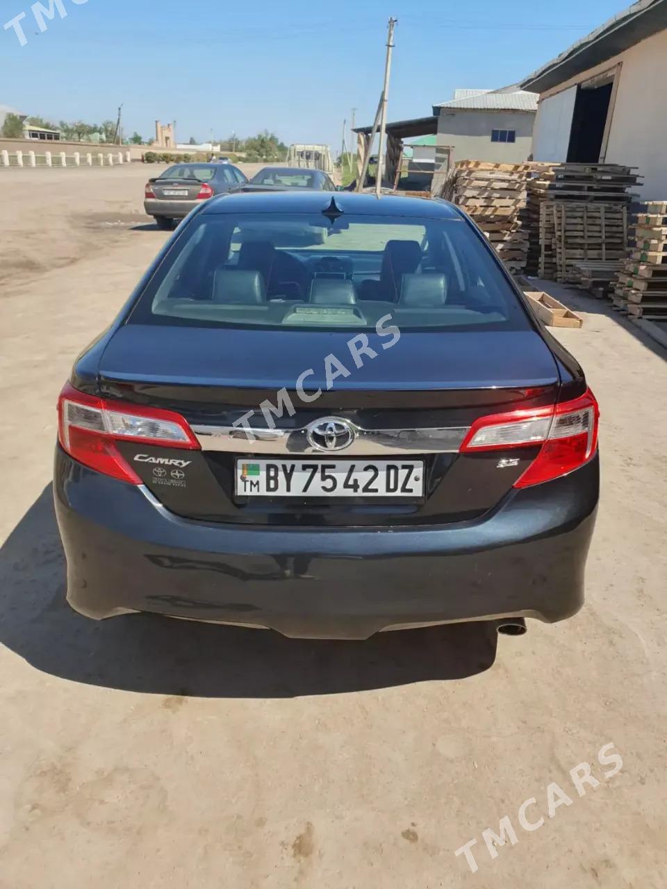 Toyota Camry 2012 - 164 000 TMT - Кёнеургенч - img 4