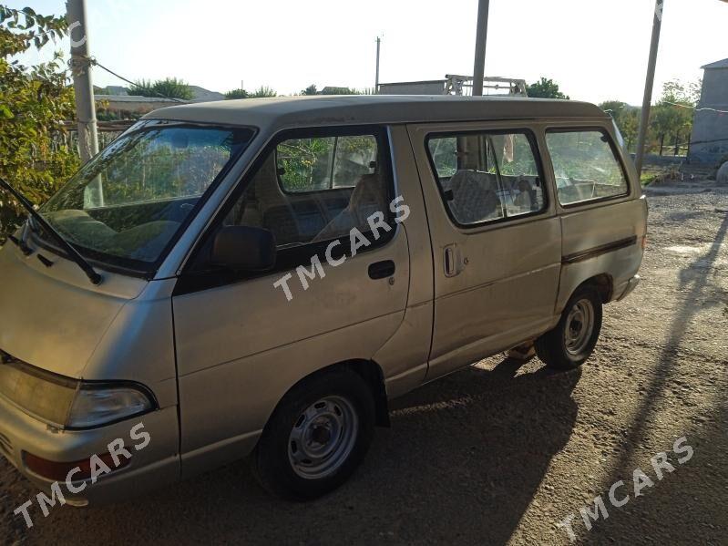 Toyota Hiace 1995 - 17 000 TMT - Sakarçäge - img 5