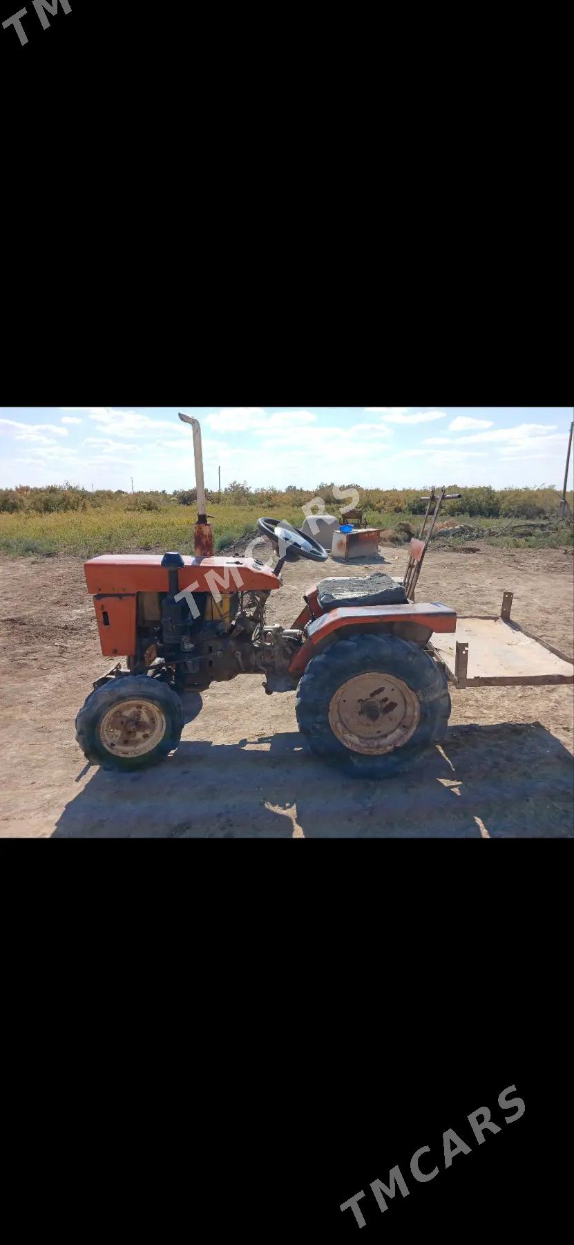 MTZ 80 1980 - 10 000 TMT - Ruhubelent etraby - img 4