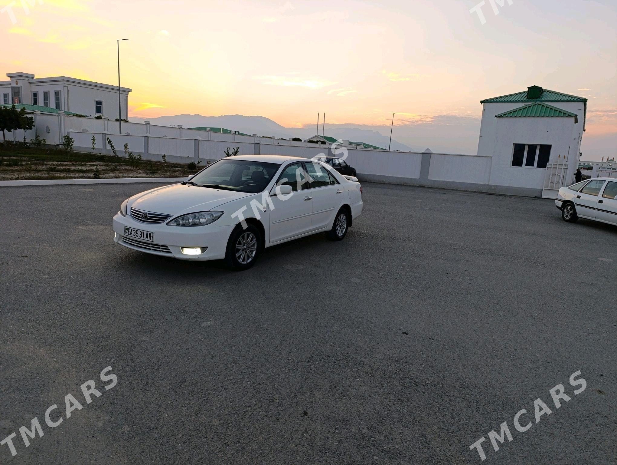 Toyota Camry 2002 - 138 000 TMT - Bäherden - img 2