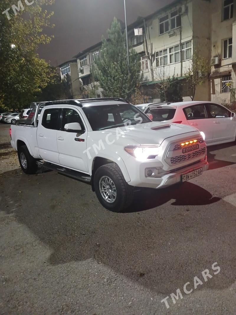 Toyota Tacoma 2016 - 350 000 TMT - Aşgabat - img 2