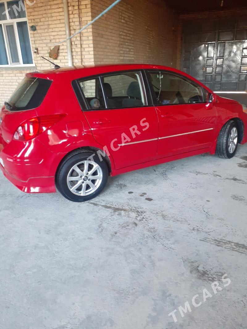 Nissan Versa 2010 - 100 000 TMT - Туркменабат - img 5