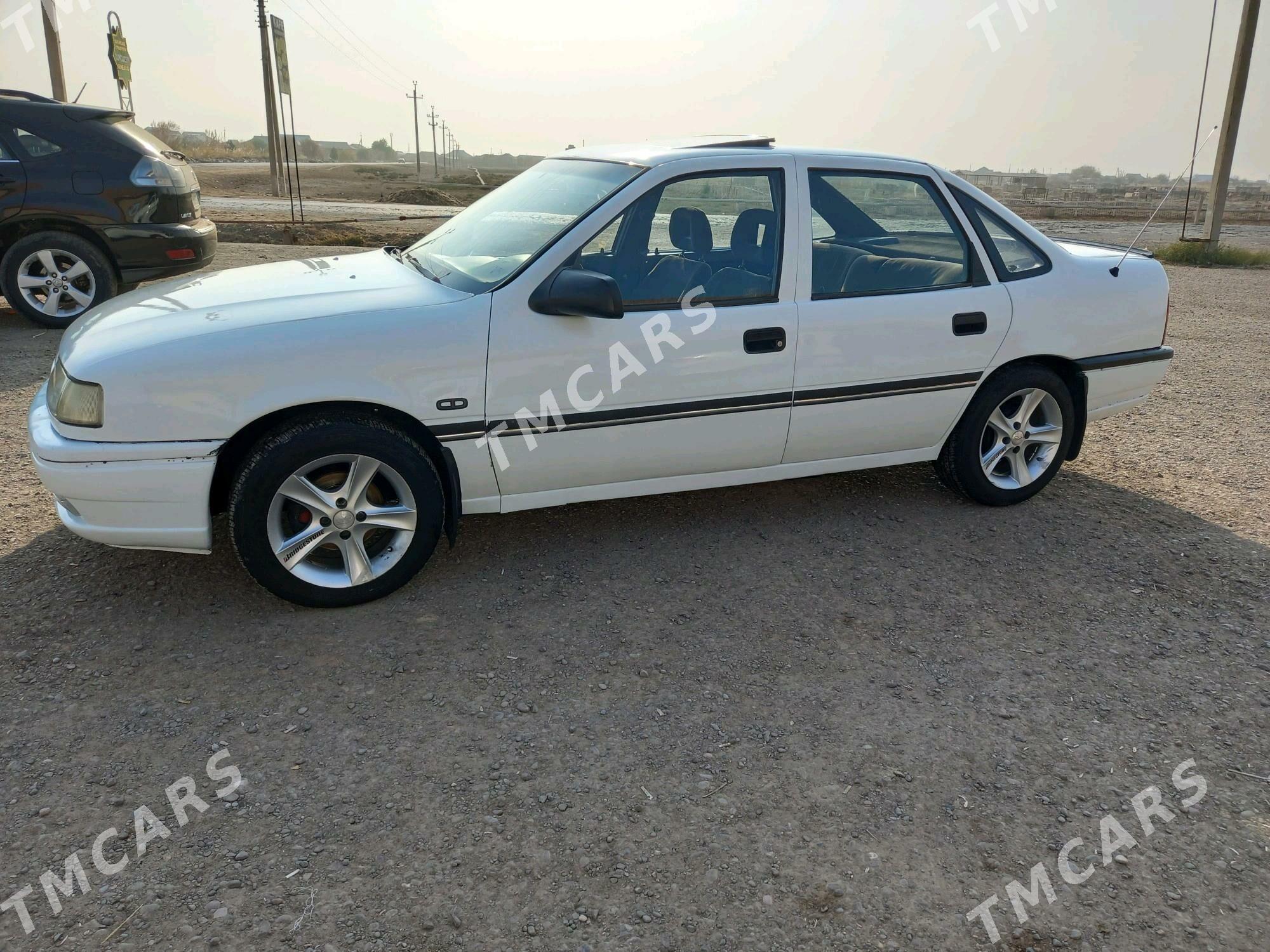 Opel Vectra 1991 - 35 000 TMT - Сакарчага - img 9