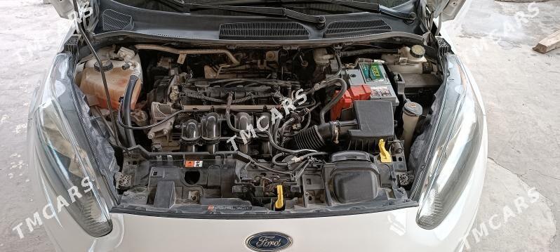 Ford Fiesta 2018 - 123 000 TMT - Ашхабад - img 6