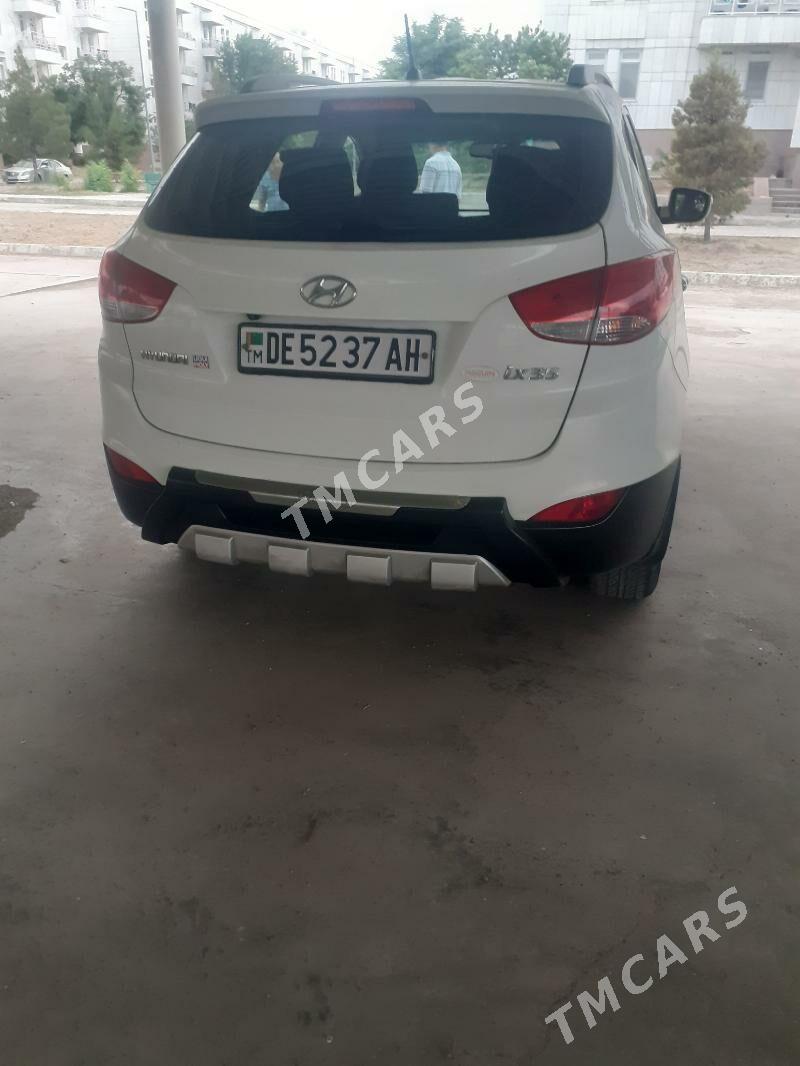 Hyundai IX35 2012 - 175 000 TMT - Кëши - img 3