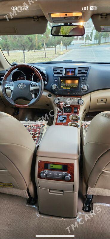 Toyota Highlander 2012 - 375 000 TMT - ул. Подвойского (Битарап Туркменистан шаёлы) - img 10