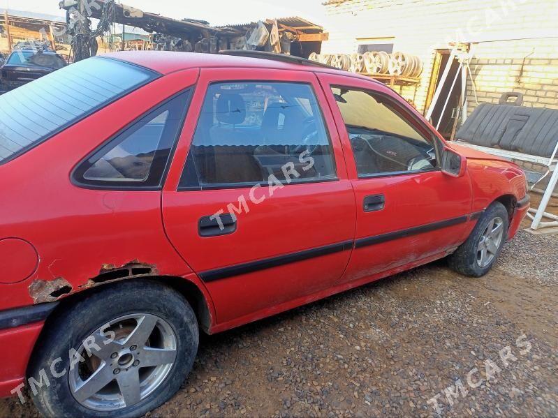 Opel Vectra 1993 - 12 500 TMT - Wekilbazar - img 2