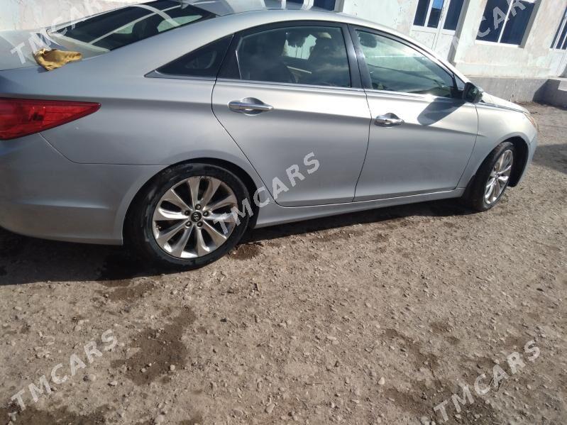 Hyundai Sonata 2011 - 150 000 TMT - Дашогуз - img 3