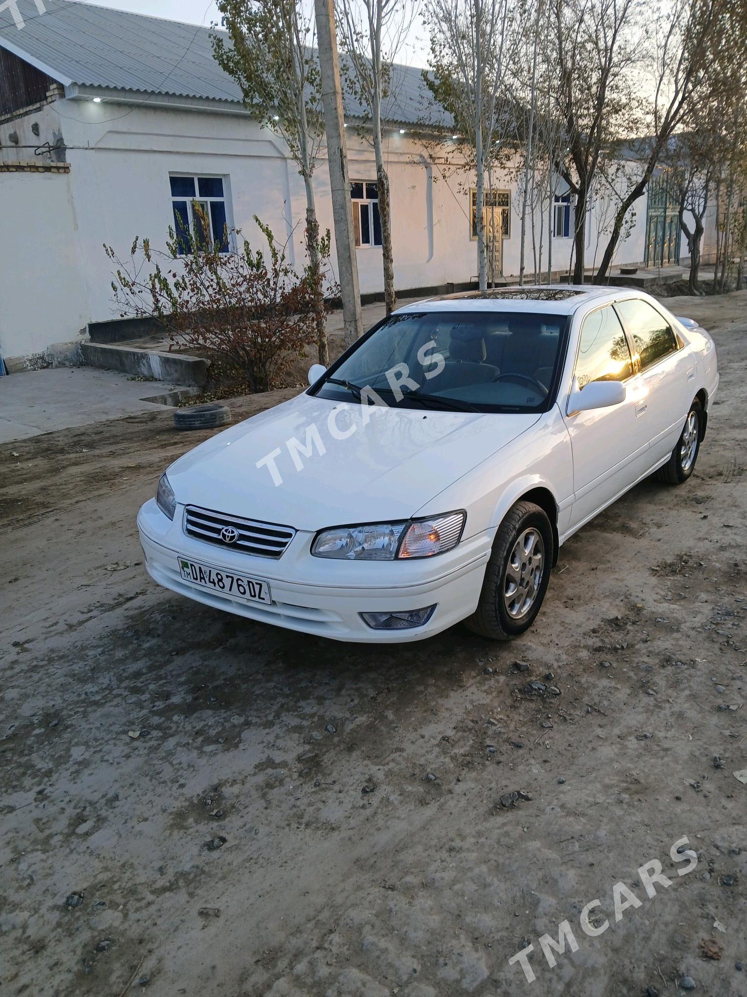 Toyota Camry 2001 - 130 000 TMT - Кёнеургенч - img 5