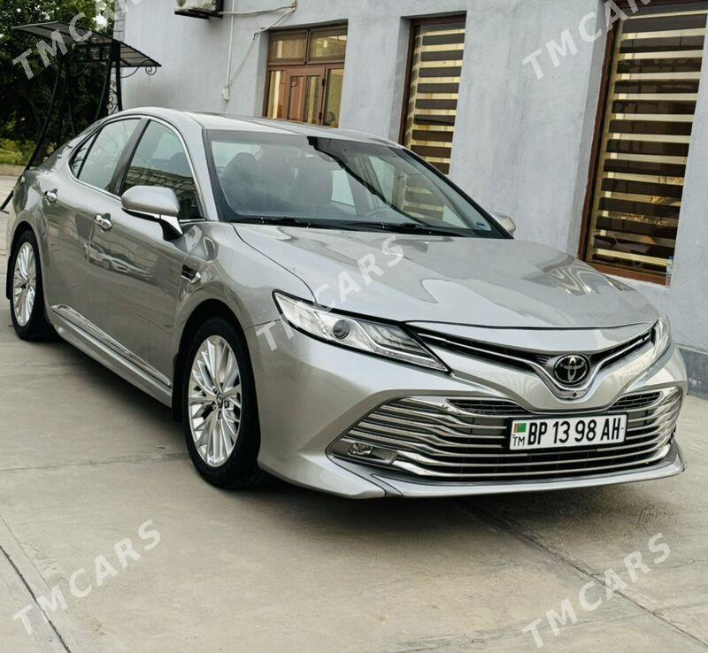 Toyota Camry 2018 - 229 000 TMT - Ашхабад - img 2