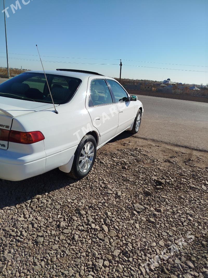 Toyota Camry 2000 - 132 000 TMT - Болдумсаз - img 6