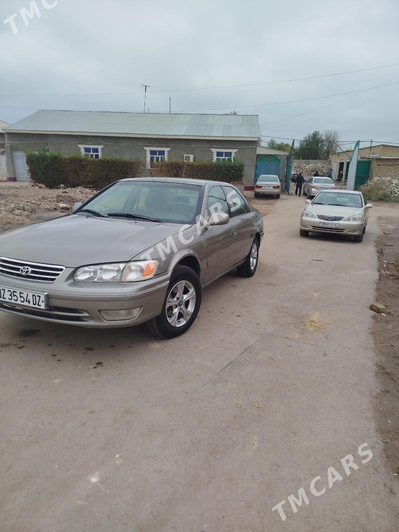 Toyota Camry 2000 - 125 000 TMT - Boldumsaz - img 2