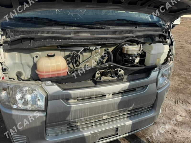 Toyota Hiace 2019 - 480 000 TMT - Туркменабат - img 2