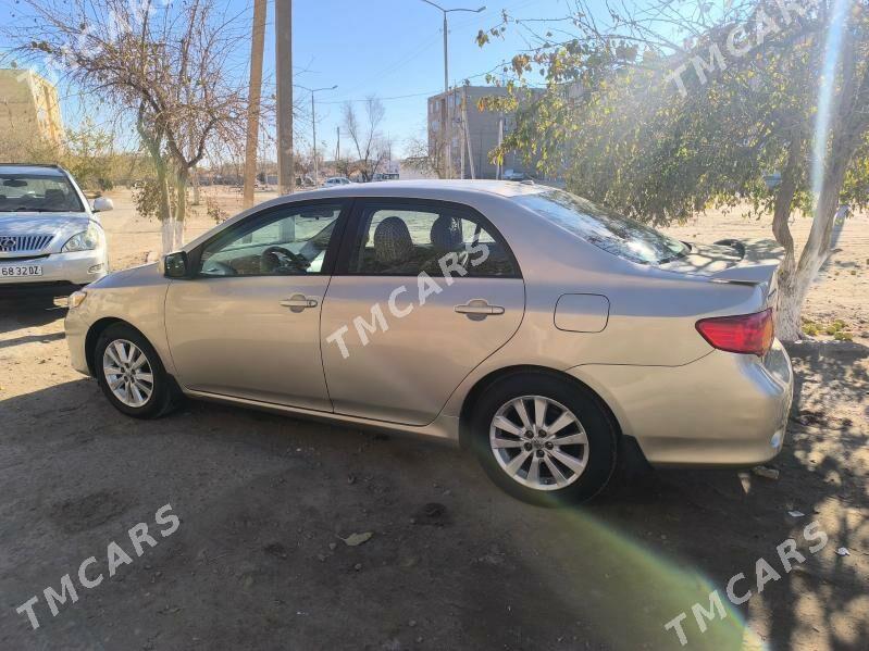 Toyota Corolla 2010 - 125 000 TMT - Дашогуз - img 10