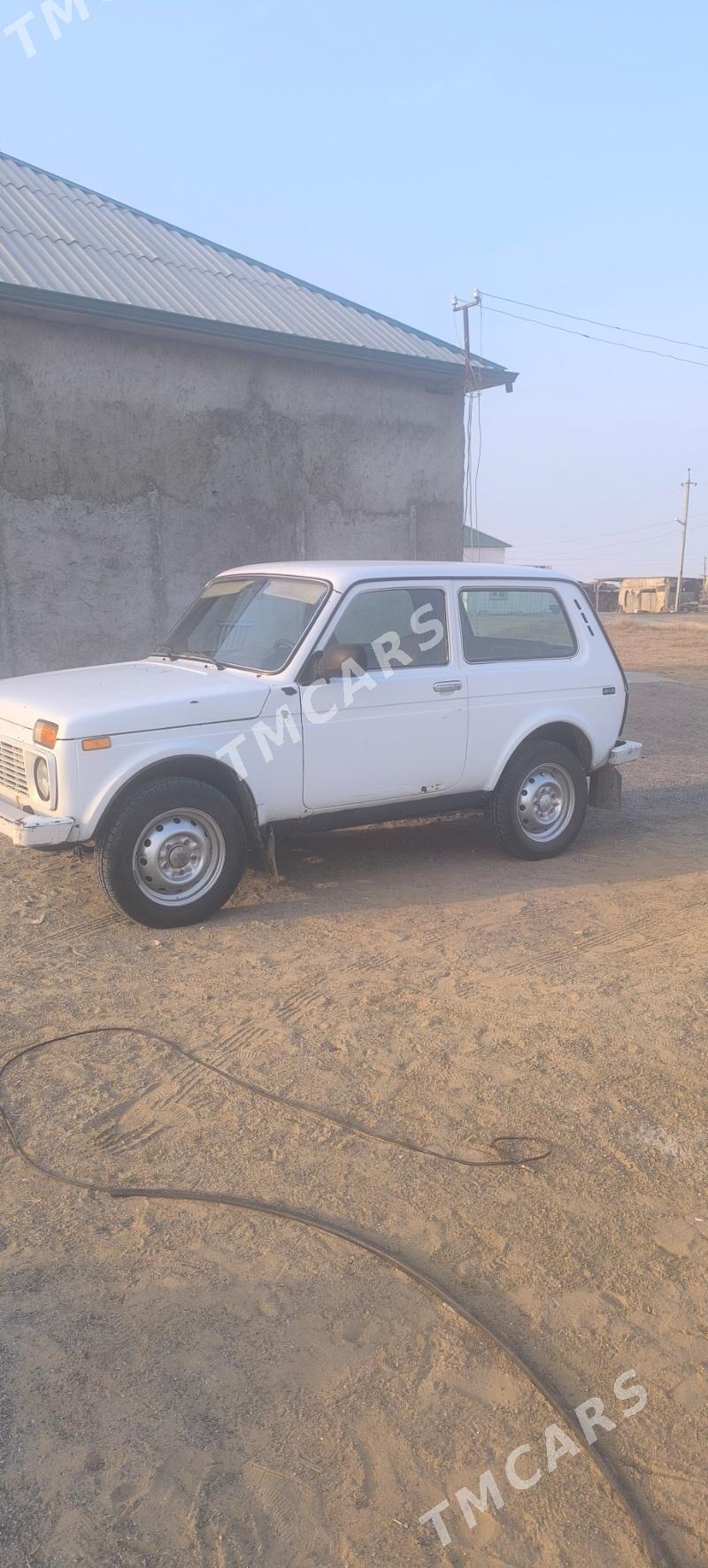 Lada Niva 2011 - 55 000 TMT - Ак-Бугдайский этрап - img 3