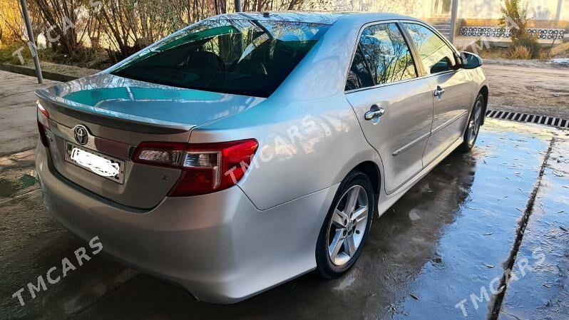 Toyota Camry 2012 - 200 000 TMT - Кёнеургенч - img 2