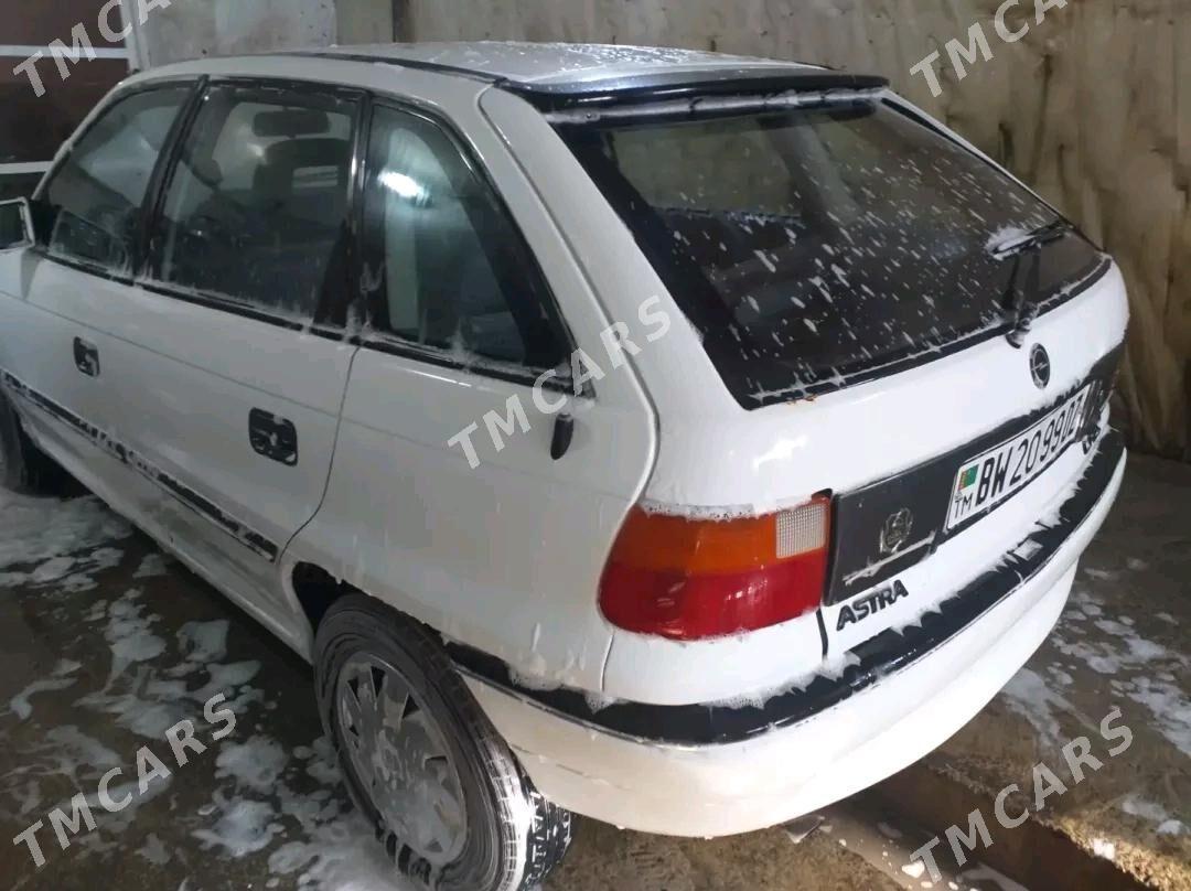 Opel Astra 1992 - 28 000 TMT - Дашогуз - img 2