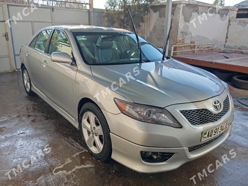 Toyota Camry 2010 - 195 000 TMT - Дашогуз - img 3