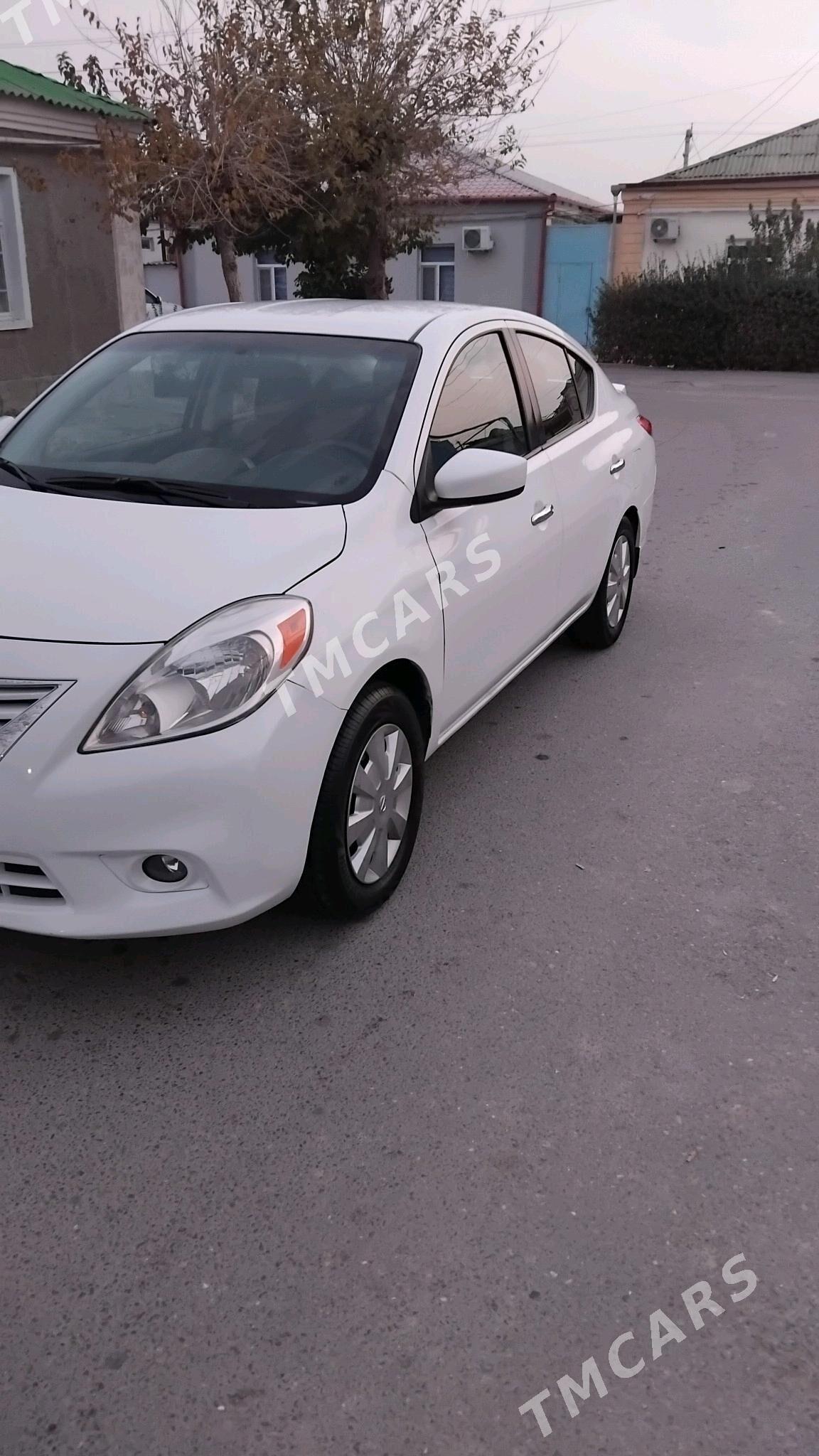 Nissan Versa 2014 - 100 000 TMT - Ашхабад - img 2