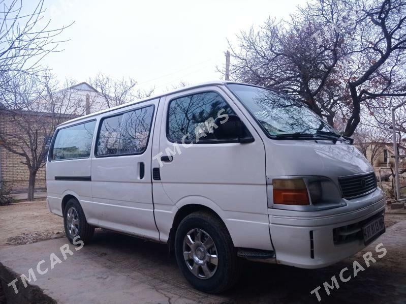 Toyota Hiace 2003 - 110 000 TMT - Türkmengala - img 3