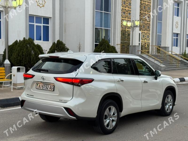 Toyota Highlander 2021 - 455 000 TMT - Ашхабад - img 4