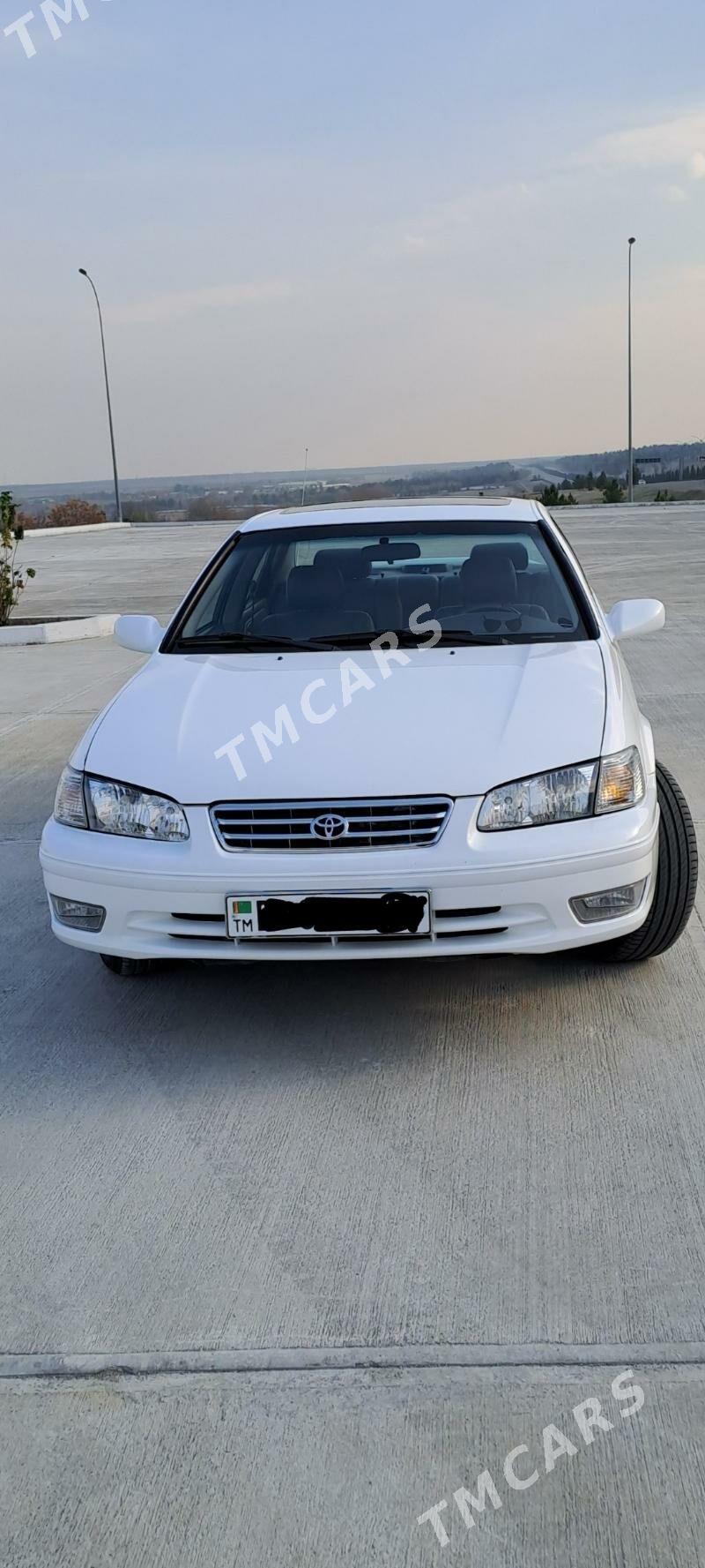 Toyota Camry 2000 - 170 000 TMT - 8 мкр - img 5