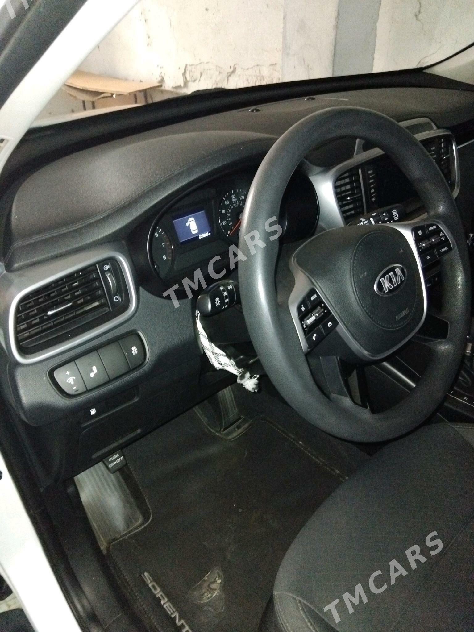 Kia Sorento 2019 - 335 000 TMT - Aşgabat - img 10