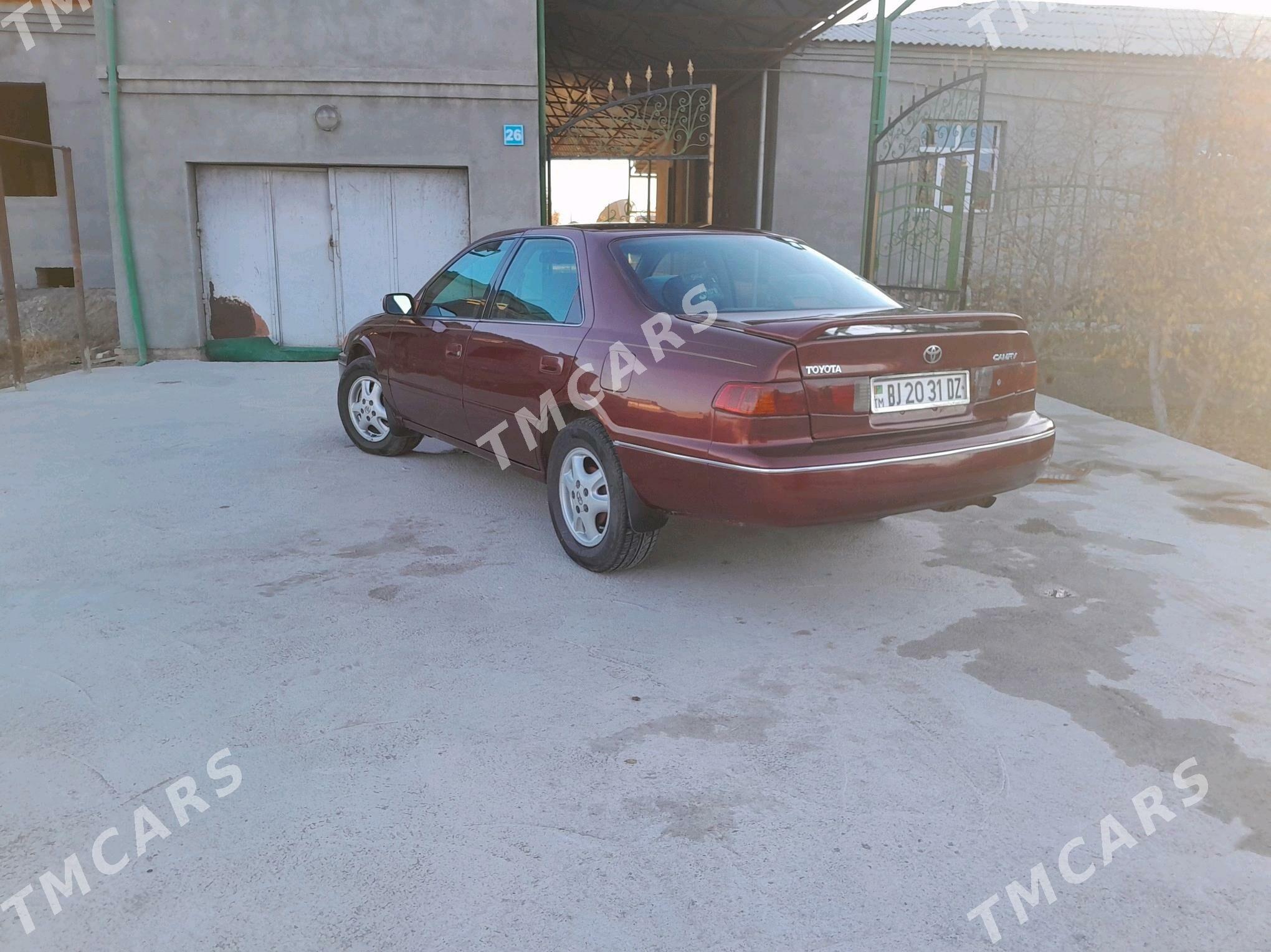 Toyota Camry 2001 - 123 000 TMT - Daşoguz - img 8