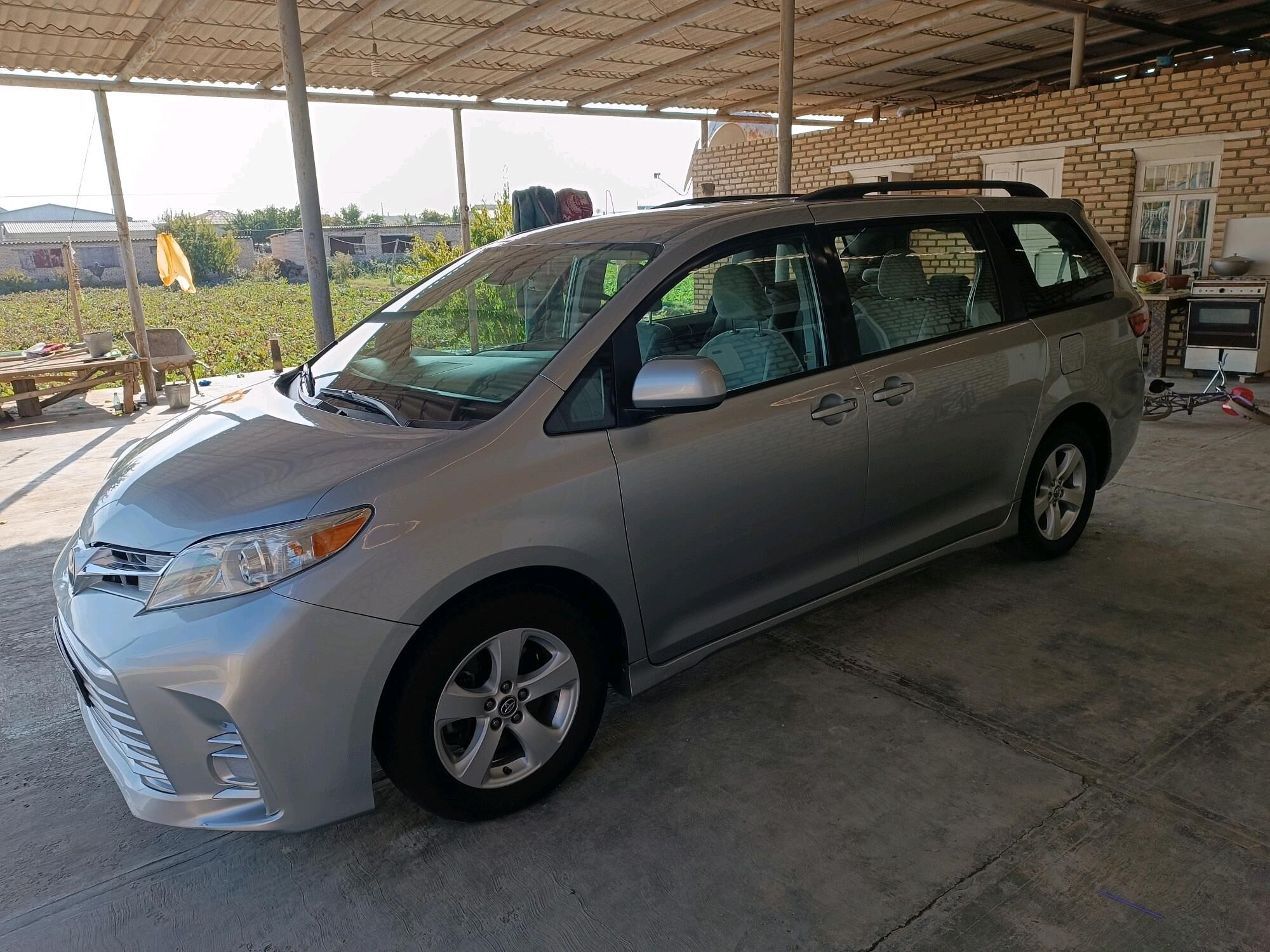 Toyota Sienna 2019 - 400 000 TMT - Wekilbazar - img 3