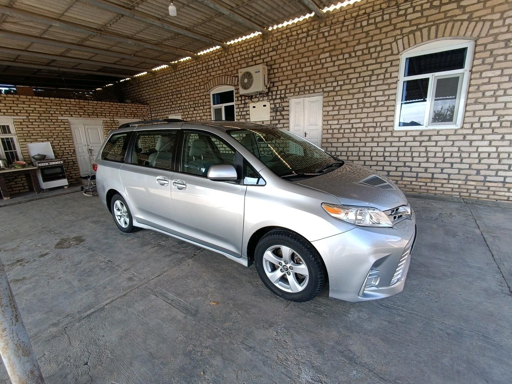 Toyota Sienna 2019 - 400 000 TMT - Wekilbazar - img 5