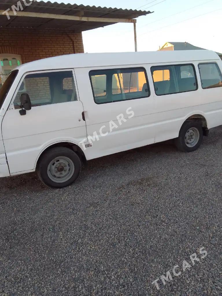 Toyota Hiace 1998 - 40 000 TMT - Murgap - img 5