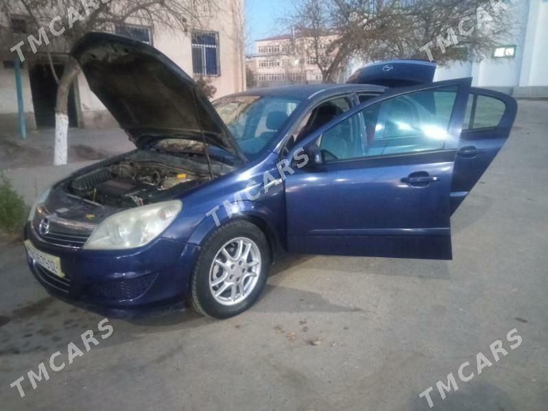 Opel Astra 2009 - 70 000 TMT - Daşoguz - img 7