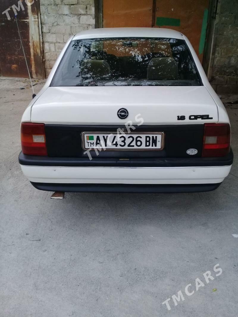 Opel Vectra 1991 - 30 000 TMT - Туркменбаши - img 3