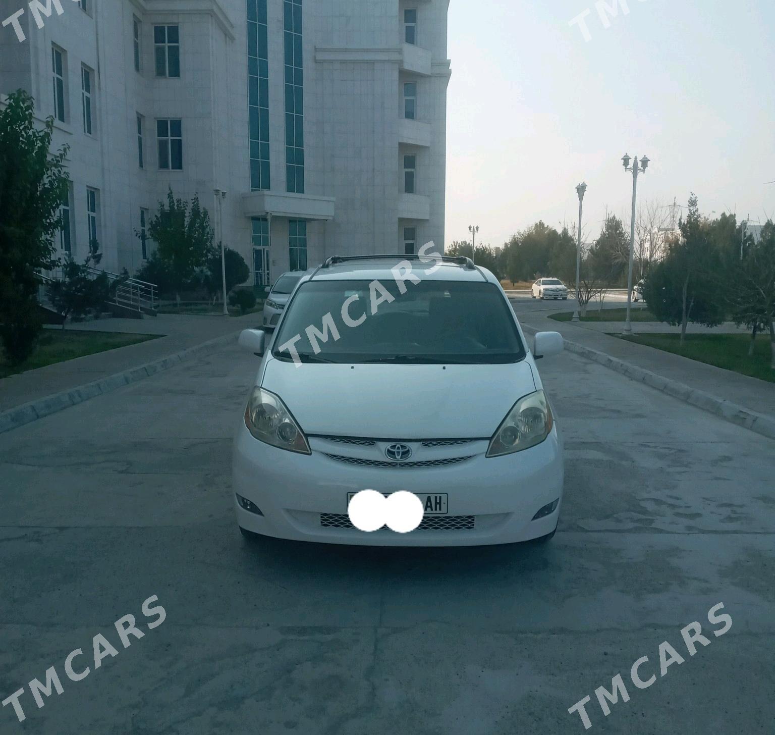 Toyota Sienna 2006 - 170 000 TMT - Aşgabat - img 2