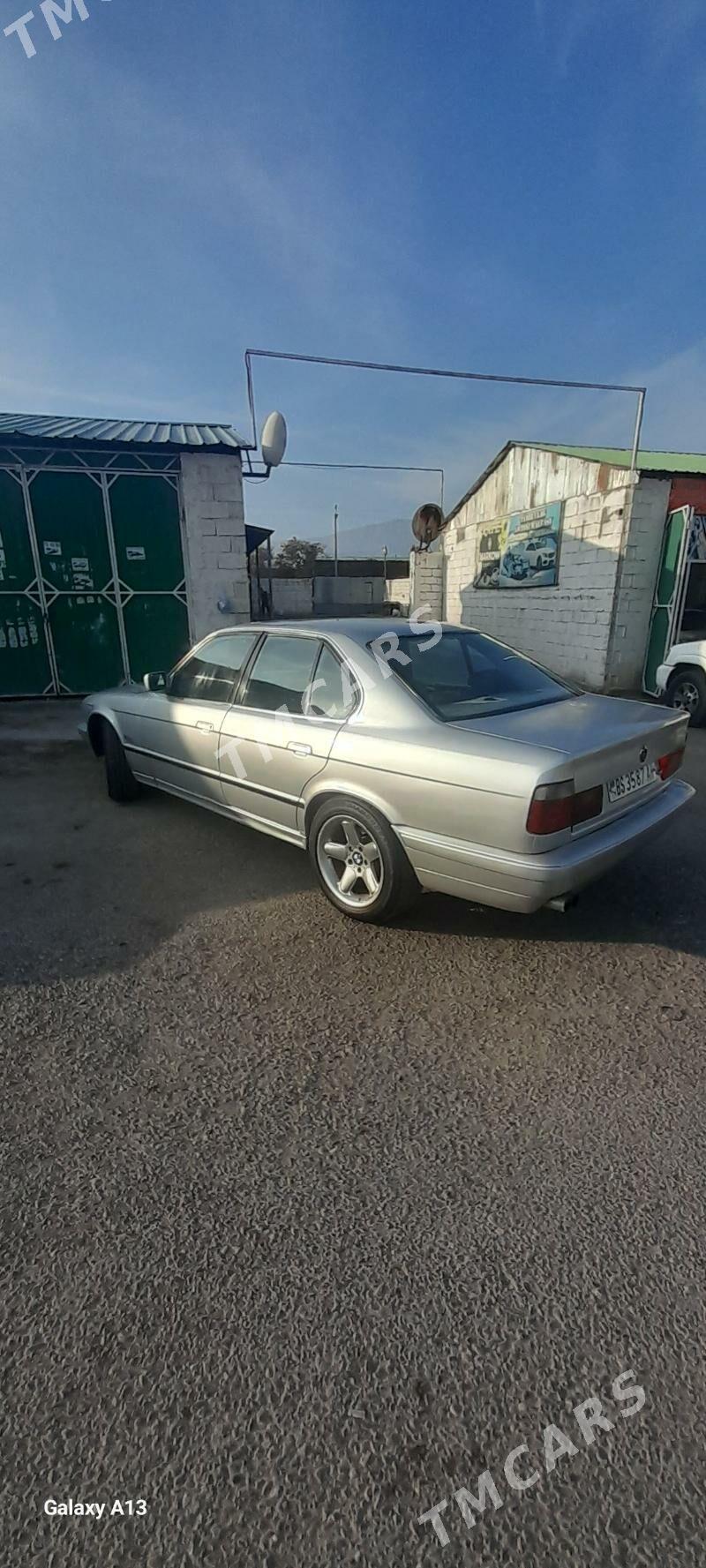 BMW 535 1992 - 70 000 TMT - Büzmeýin - img 3