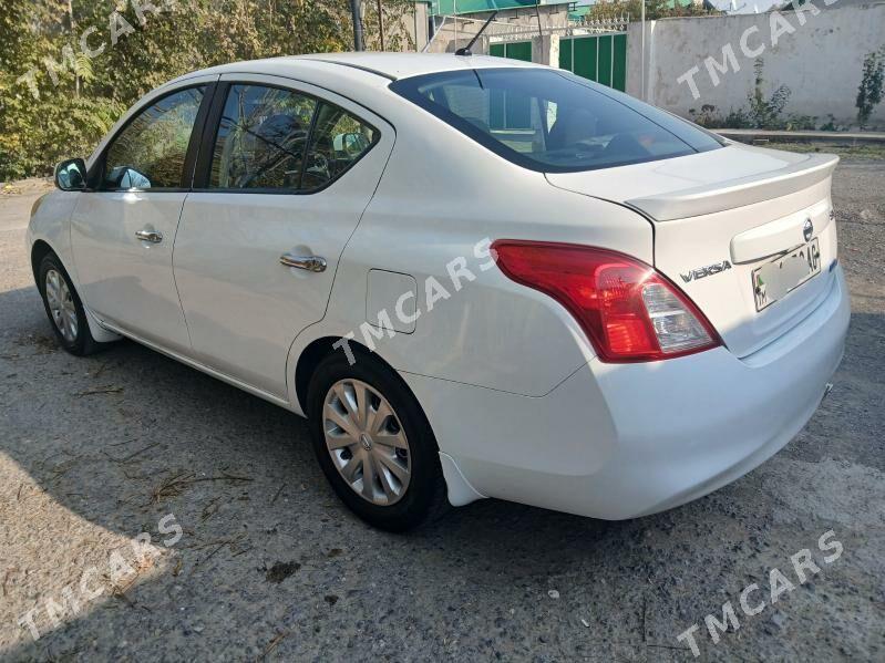 Nissan Versa 2011 - 90 000 TMT - Aşgabat - img 4