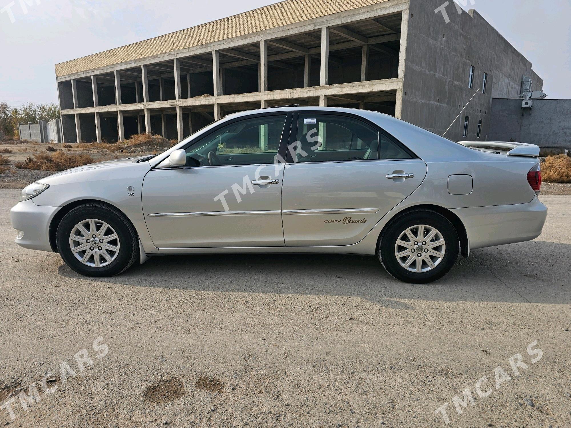 Toyota Camry 2005 - 185 000 TMT - Халач - img 3