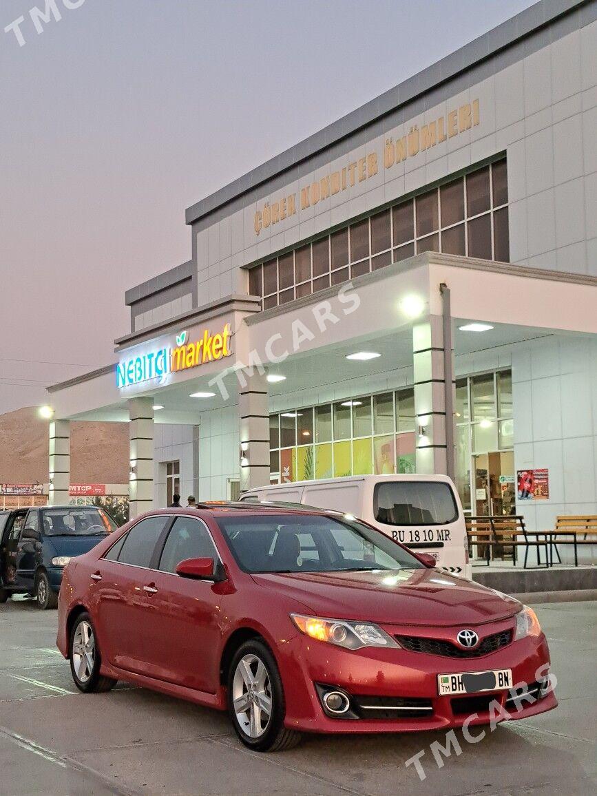 Toyota Camry 2012 - 184 000 TMT - Балканабат - img 3