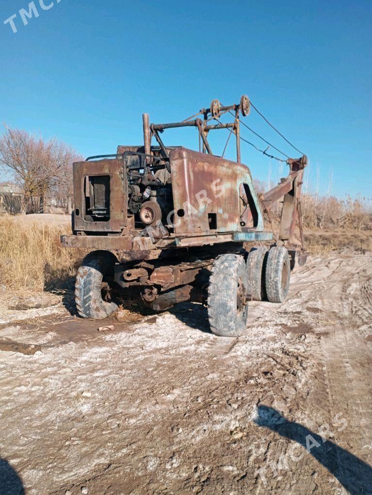 MTZ 80 1990 - 30 000 TMT - Boldumsaz - img 5