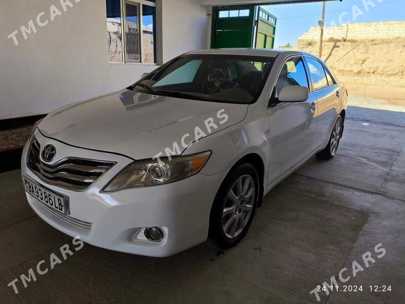 Toyota Camry 2010 - 130 000 TMT - Магданлы - img 4