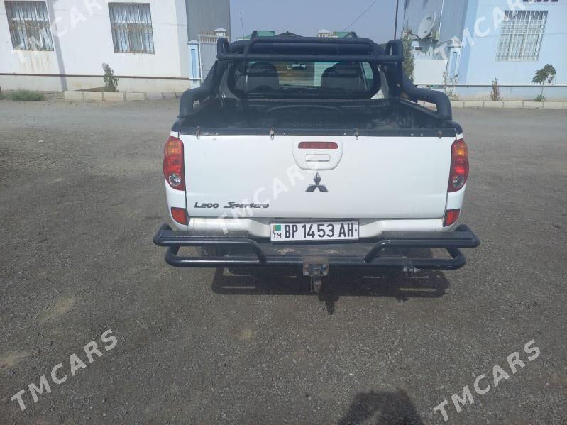 Mitsubishi L200 2011 - 300 000 TMT - Гёкдепе - img 6