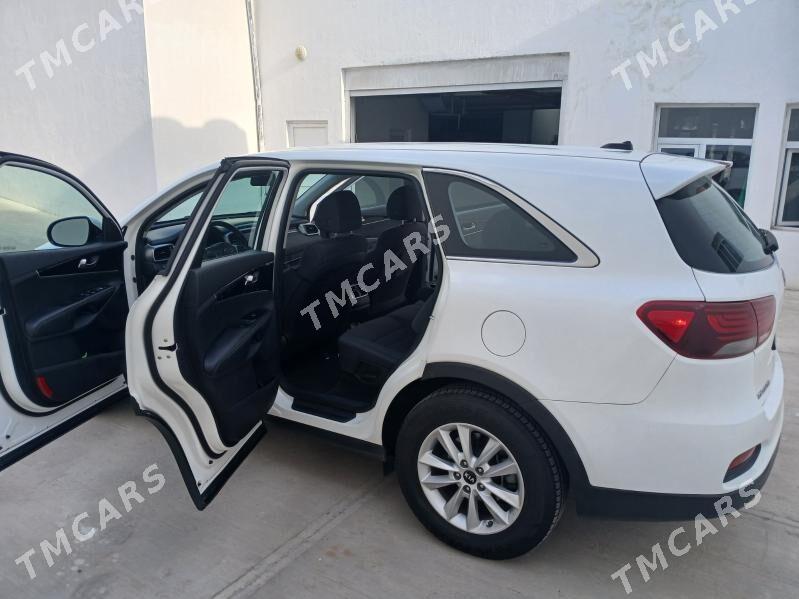 Kia Sorento 2019 - 265 000 TMT - Aşgabat - img 10