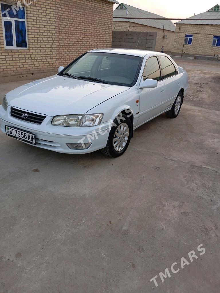 Toyota Camry 2001 - 114 000 TMT - Теджен - img 7