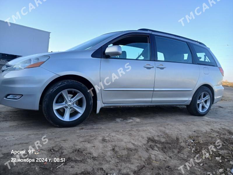 Toyota Sienna 2007 - 180 000 TMT - Шабатский этрап - img 4