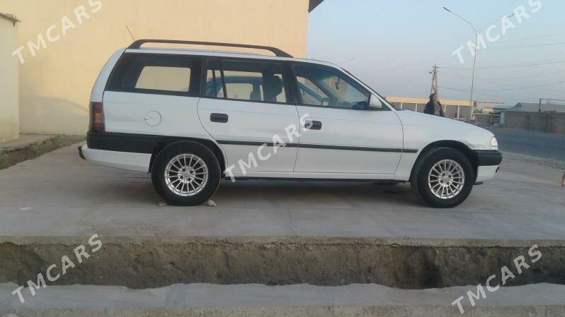 Opel Astra 1994 - 35 000 TMT - Mary - img 2