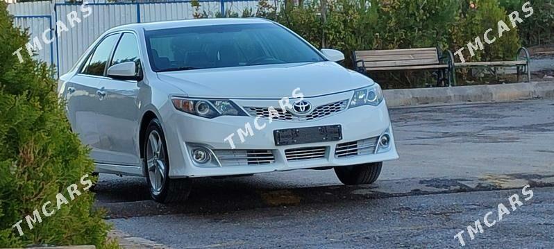 Toyota Camry 2014 - 217 000 TMT - Улица Ататурка - img 4