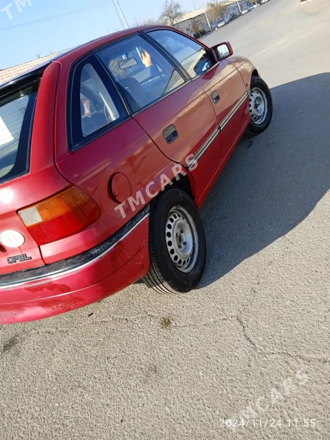 Opel Astra 1994 - 30 000 TMT - Дашогуз - img 4