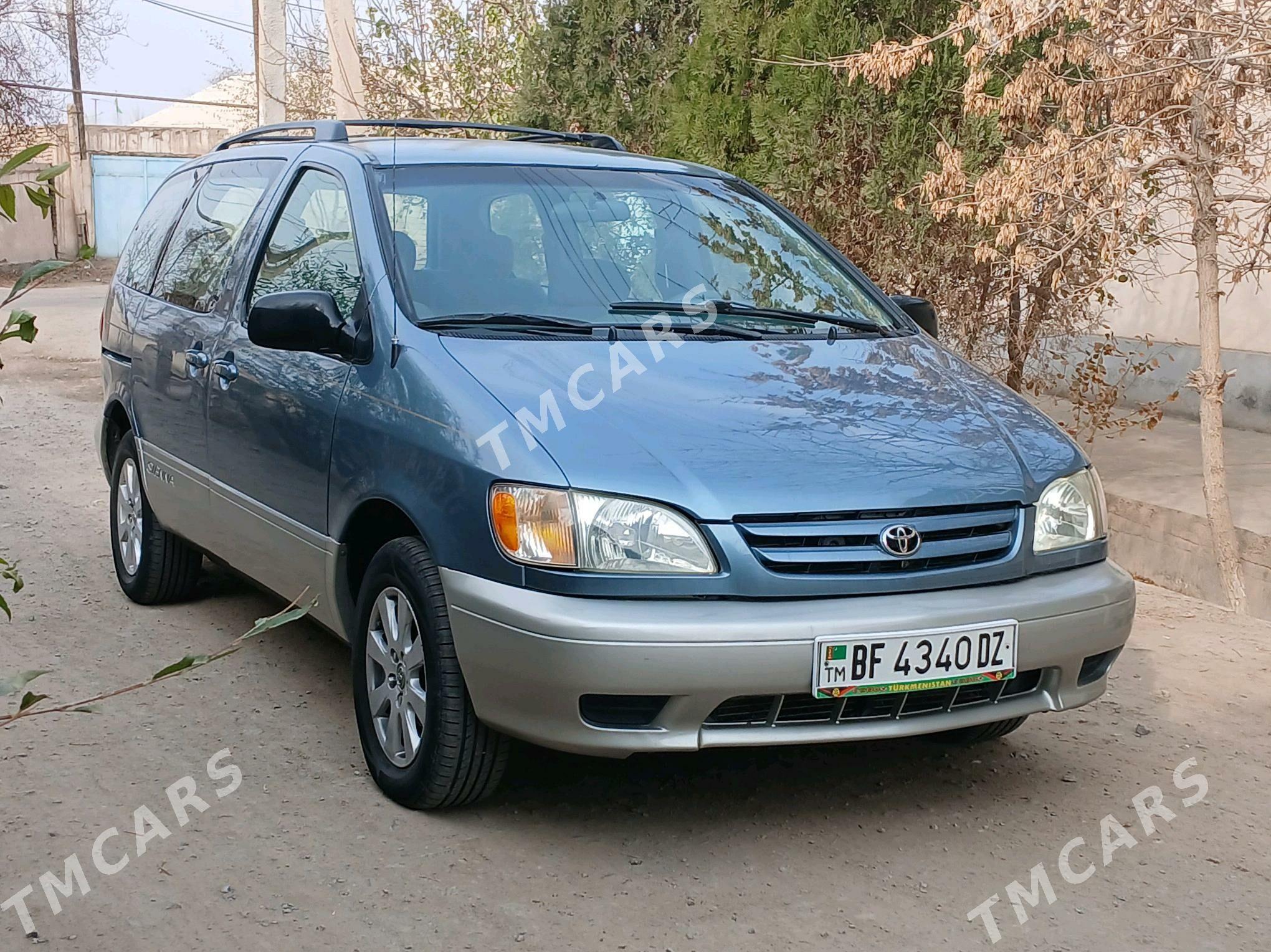 Toyota Sienna 2002 - 140 000 TMT - Губадаг - img 5