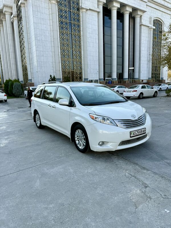 Toyota Sienna 2017 - 310 000 TMT - Ашхабад - img 5