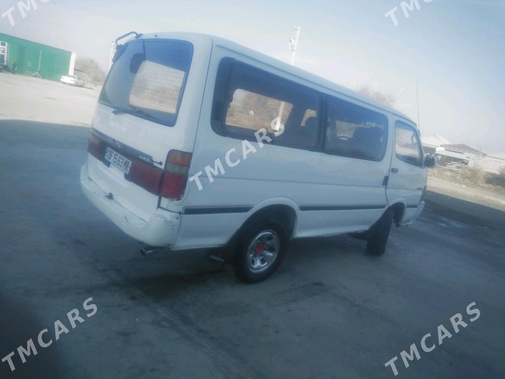 Toyota Hiace 1993 - 40 000 TMT - Мары - img 3